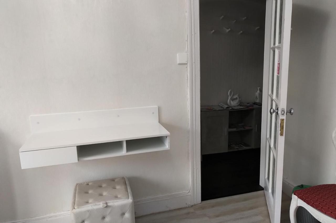 ベルファストAunty Katie'S House, Ni Tourist Board Certified With Free Continental Breakfastアパートメント エクステリア 写真